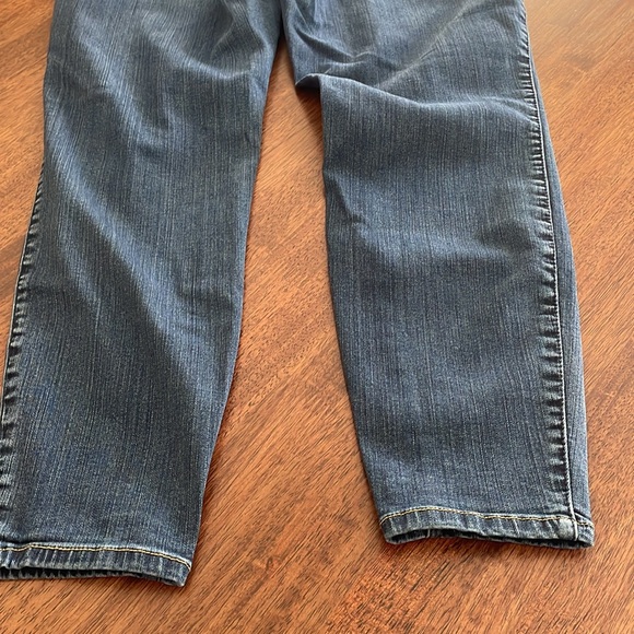 Torrid distressed stretch ankle jeans - Picture 8 of 12